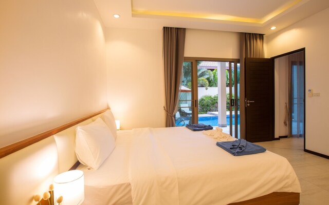 Nai Harn Pool Villa - Villa Berry