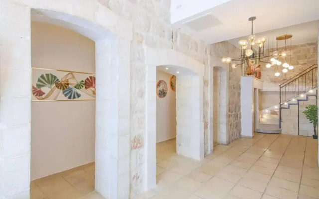 Luxury 2BDR - 2BR Mamilla