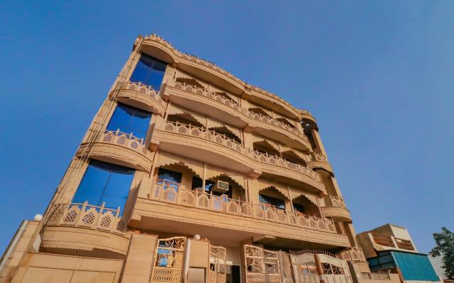 Primrose Hotel by OYO Rooms