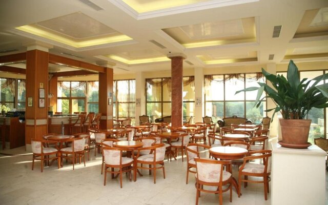 Duni Royal Belleville Hotel - All Inclusive