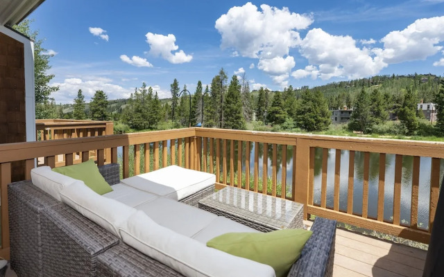 Telemark 4 Bedroom Townhouse by RedAwning