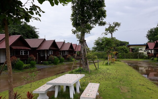 Tawan Shine parkview Resort