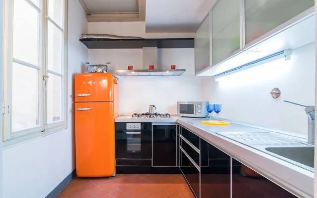 Della Scala Modern Apartment