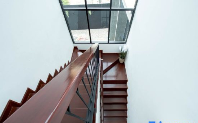 Modern 3BR British Pool Villa + 5KM Jomtien Beach