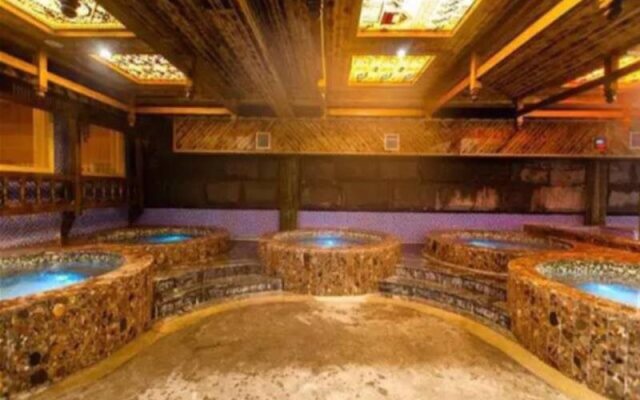 Zhangjiajie Xiangfu International Hot Springs Hotel