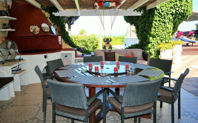 Stunning Puerto Banus Sea View Villa