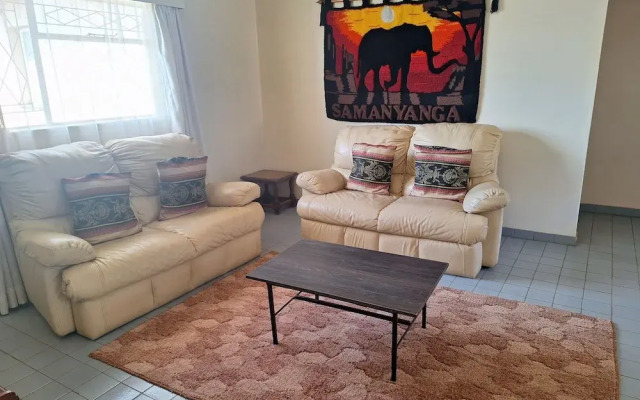 Beautiful 2-bedroomed Guest Cottage in Harare