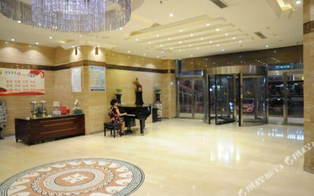 Dongfang Hotel