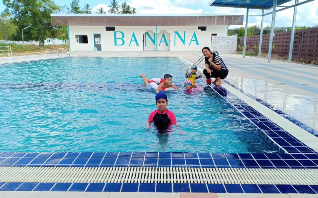 Banana Resort Sadao
