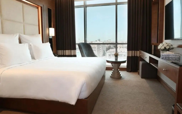 Weekend Hotel Sari