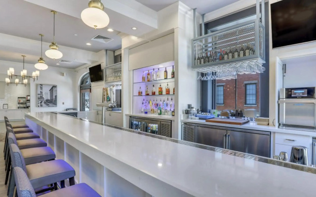 Staybridge Suites Savannah Historic District by IHG