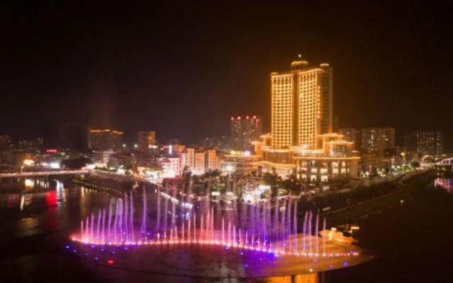 Galaxy International Holiday Hotel