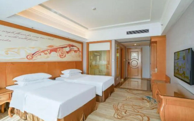 Vienna Hotel Guangdong Zhongshan Tanzhou
