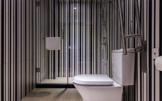 Caravel Hotel