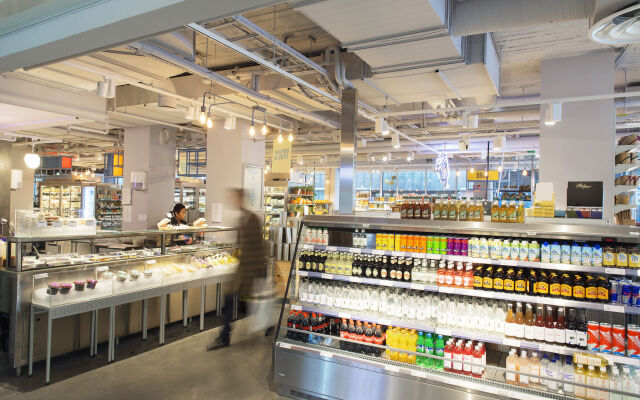 Hotel With Urban Deli