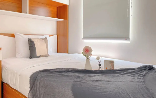 Strategic And Restful 2Br Springlake Summarecon Bekasi Apartment