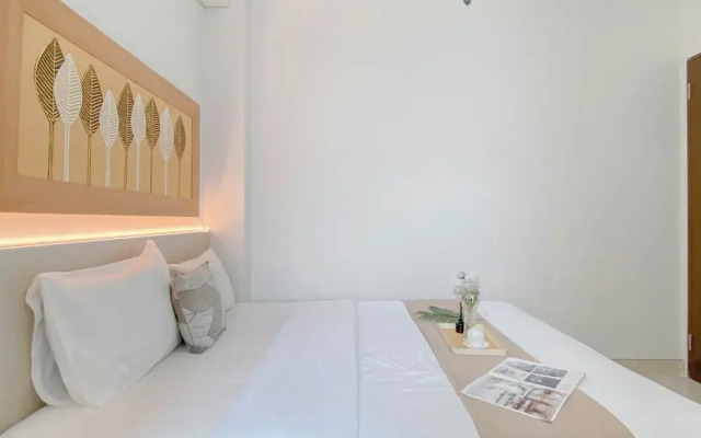 Homey And Tranquil 2Br Apartment Transpark Cibubur