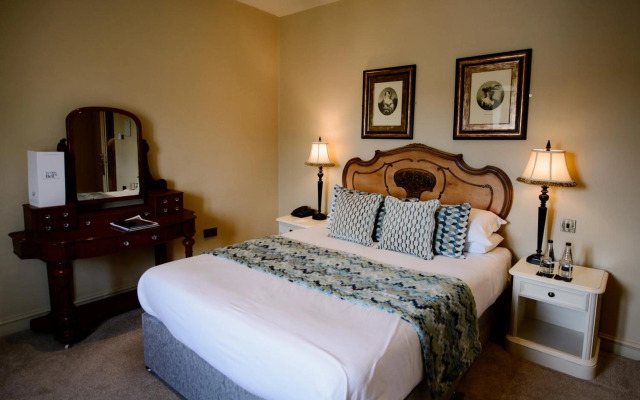 Ye Olde Bell Hotel & Spa