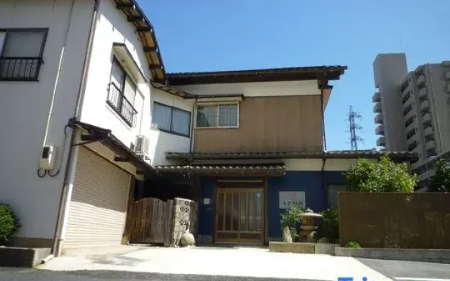 Guesthouse Azmo