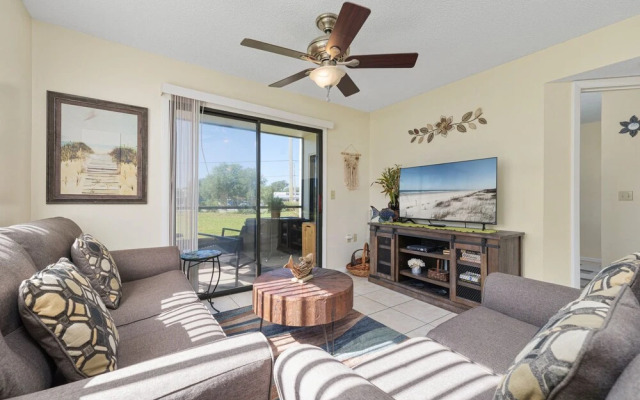 Ocean Village Club N12