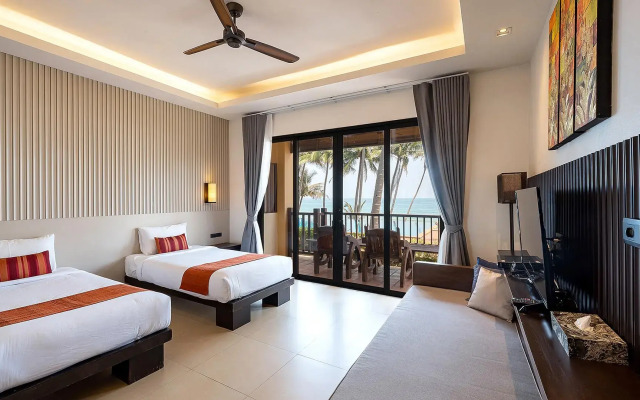 Bansaithong Beach Resort