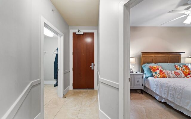 Crc1202 3 Bedroom Condo