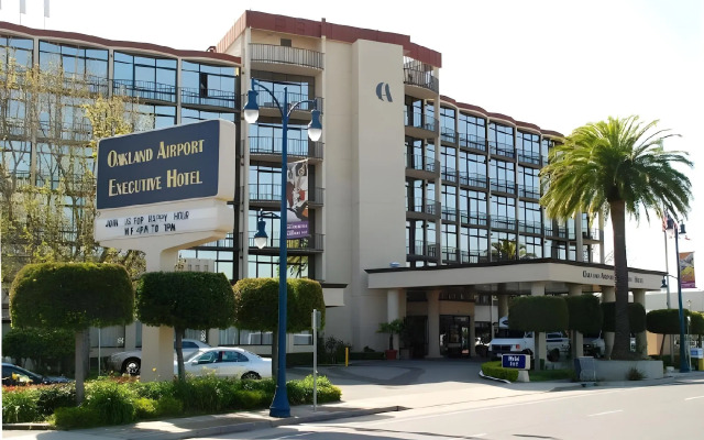 Oakland Airport Executive Hotel