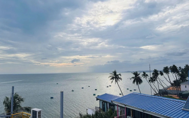 Rainbow Beach Mũi Né - Homestay & Coffee