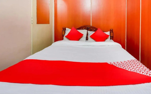 Royal Pride by OYO Rooms