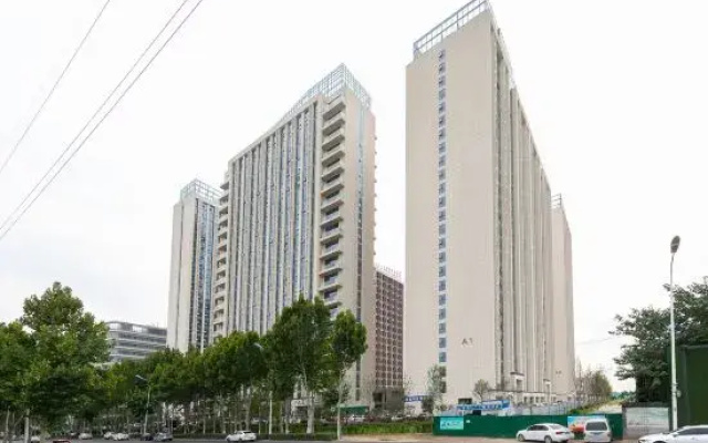 Yunshang E-sports Film Hotel