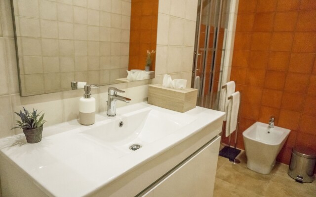 Lalitana Townhouse