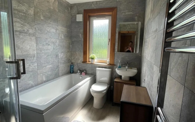 3BD House Fantastic Mountain Views Innerleithen