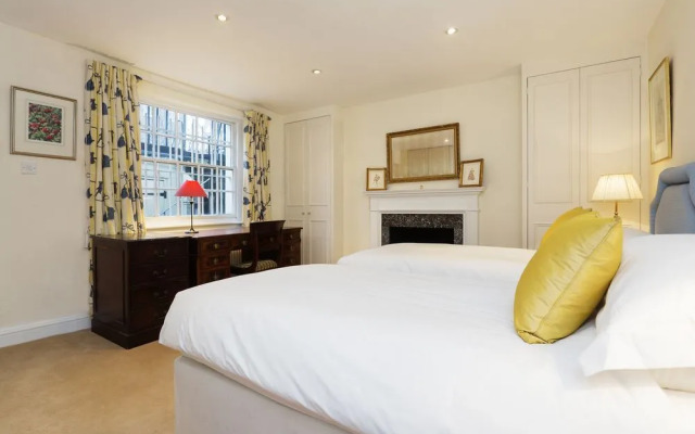 Veeve - Sloane Square Comfort