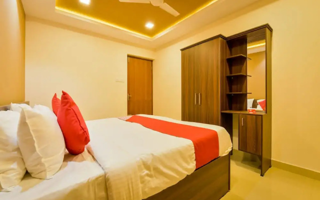 OYO 14271 Modern Studio Near Lulu Mall