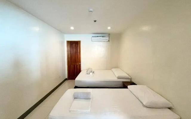 898 Berts Condotel