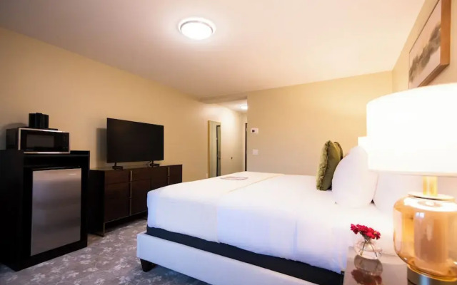 The Pathmaker Hotel
