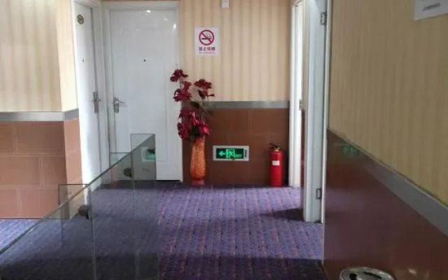 Yuebin Chain Hotel Shanghai Xinqiao
