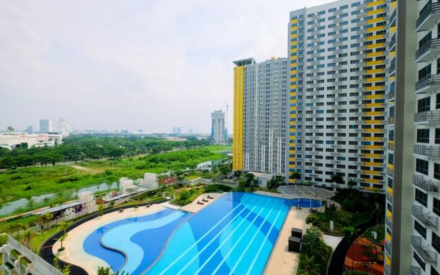 Comfort Living 3Br At Springlake Summarecon Bekasi Apartment