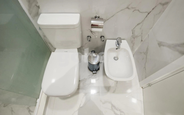 Tranquilo y cómodo apartamento en Villa Morra 2D006