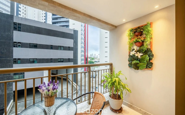 Cozy and Charming Apt in Salvador Ita0304