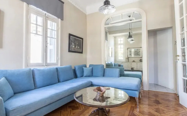 Spacious Apartment in Plaka Athens A3