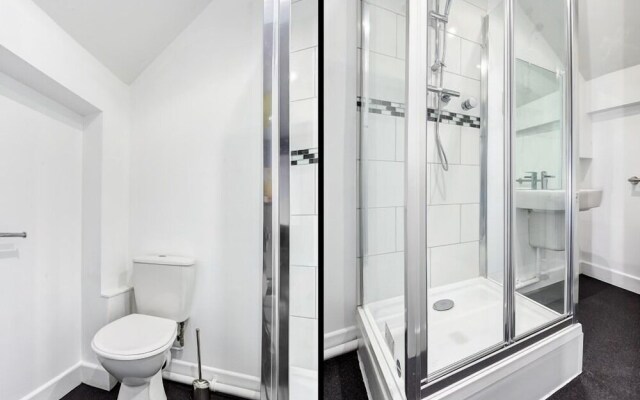 Townhouse Plus @ 166 Edleston Road Crewe