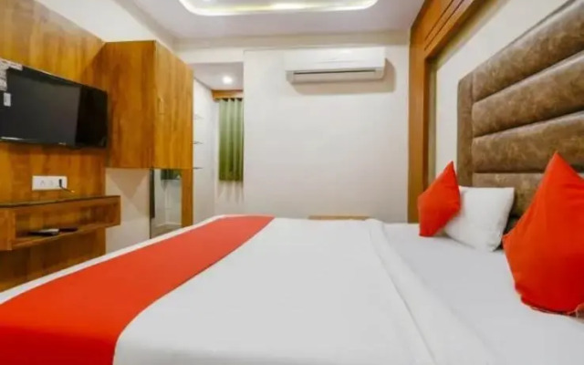 Hotel Safari Inn by OYO Rooms