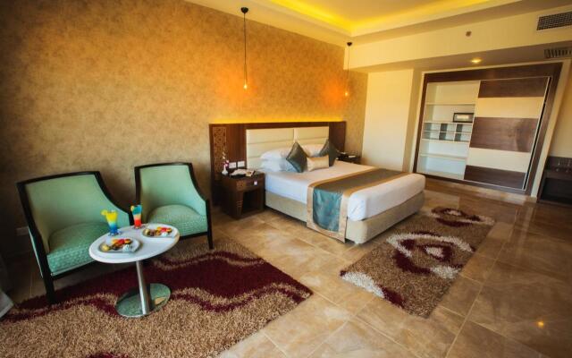 Pickalbatros Royal Moderna Sharm & Aqua Park