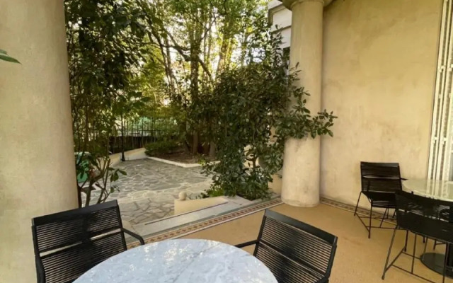 Villa Julia Suites & Resorts