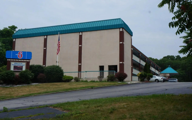 Motel 6 Groton, CT—Casinos Nearby