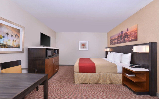 Best Western Royal Palace Inn & Suites