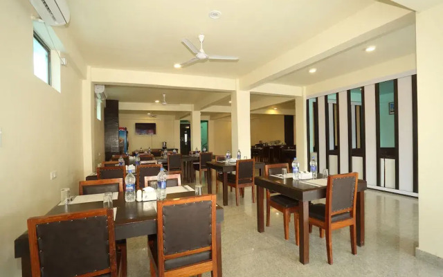 Capital O 629 Grand Cosmo Lumbini Hotel