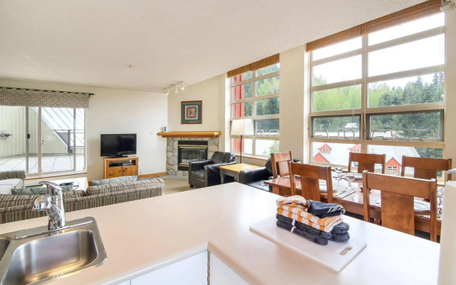 ResortQuest at Lake Placid Lodge