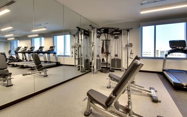 The Rose Hotel Chicago O’Hare, Tapestry Collection by Hilton